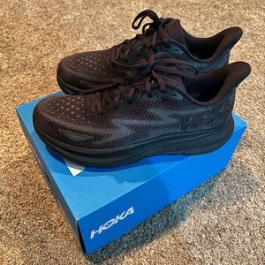 Women’s Hoka Sneakers